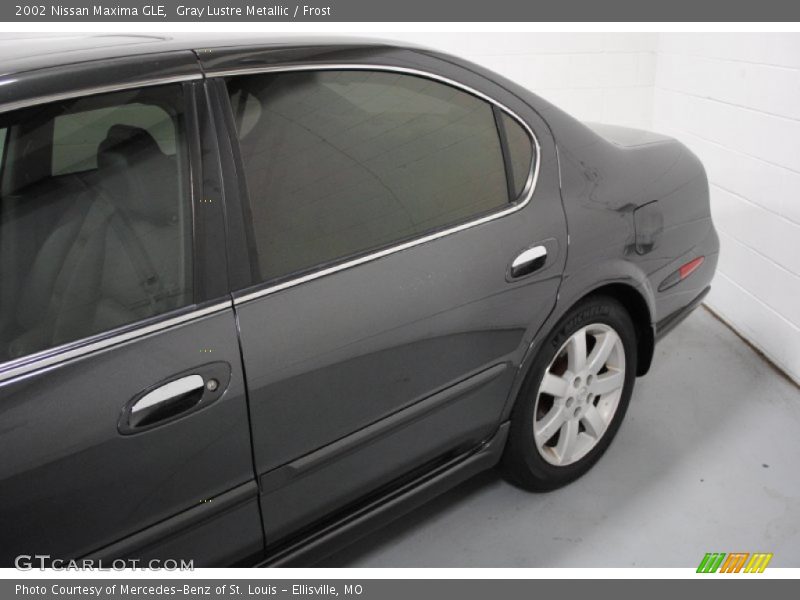Gray Lustre Metallic / Frost 2002 Nissan Maxima GLE