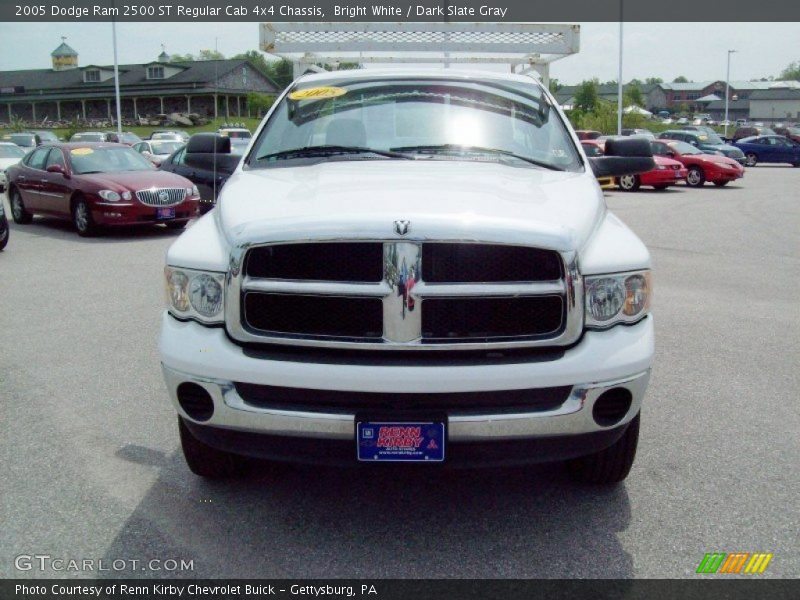 Bright White / Dark Slate Gray 2005 Dodge Ram 2500 ST Regular Cab 4x4 Chassis
