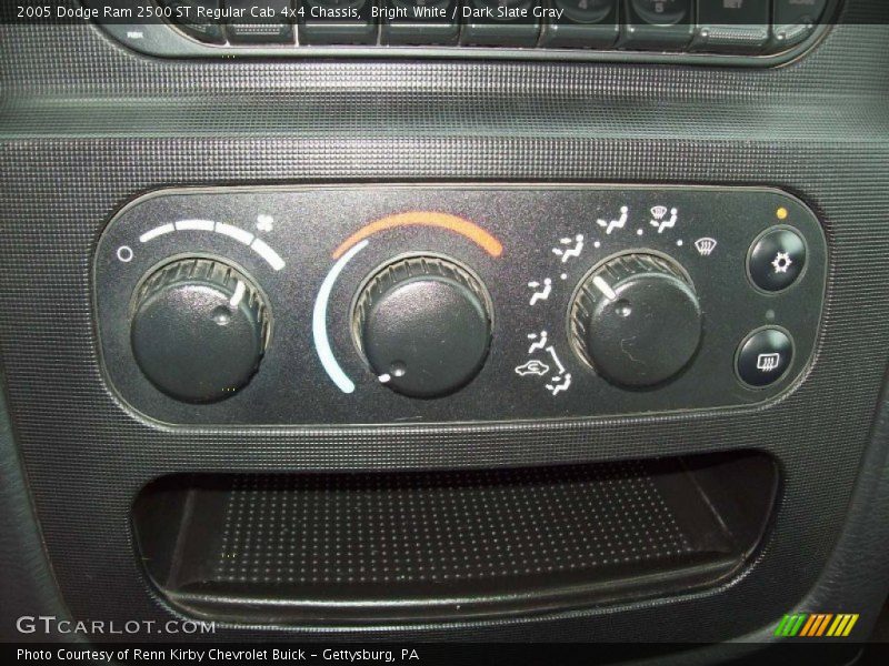 Bright White / Dark Slate Gray 2005 Dodge Ram 2500 ST Regular Cab 4x4 Chassis