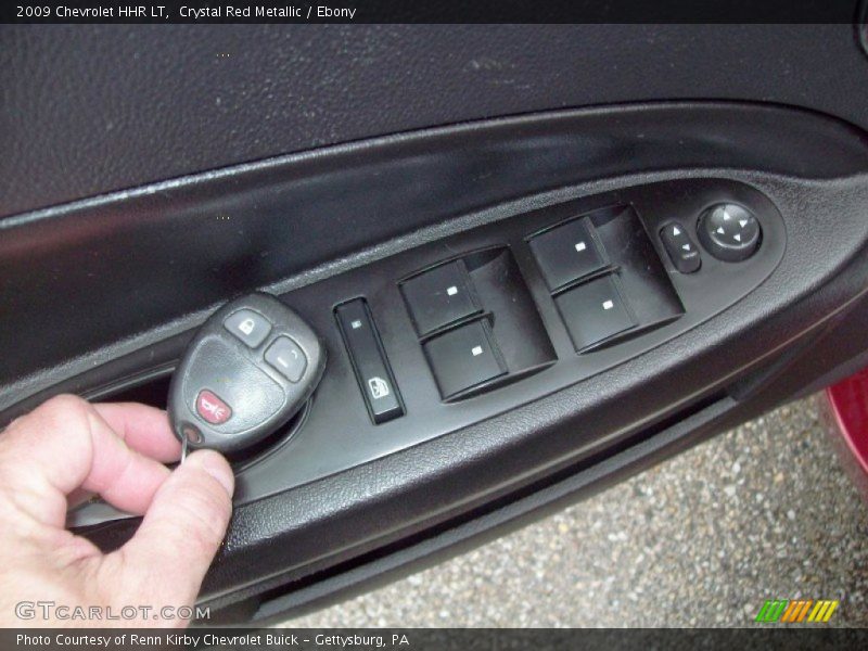 Crystal Red Metallic / Ebony 2009 Chevrolet HHR LT
