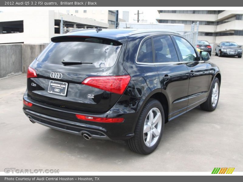 Brilliant Black / Black 2012 Audi Q5 3.2 FSI quattro