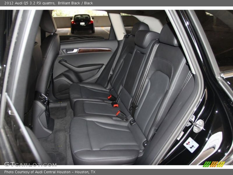 Brilliant Black / Black 2012 Audi Q5 3.2 FSI quattro