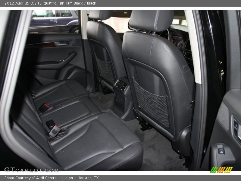 Brilliant Black / Black 2012 Audi Q5 3.2 FSI quattro