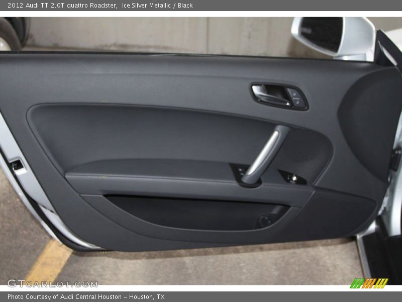 Door Panel of 2012 TT 2.0T quattro Roadster