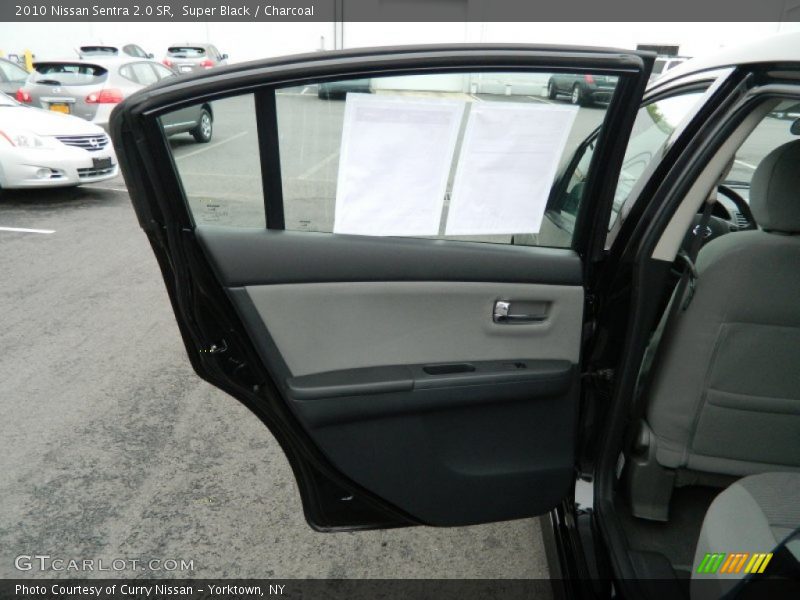 Super Black / Charcoal 2010 Nissan Sentra 2.0 SR