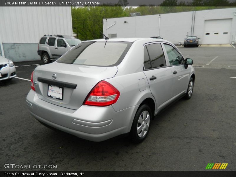 Brillant Silver / Charcoal 2009 Nissan Versa 1.6 Sedan