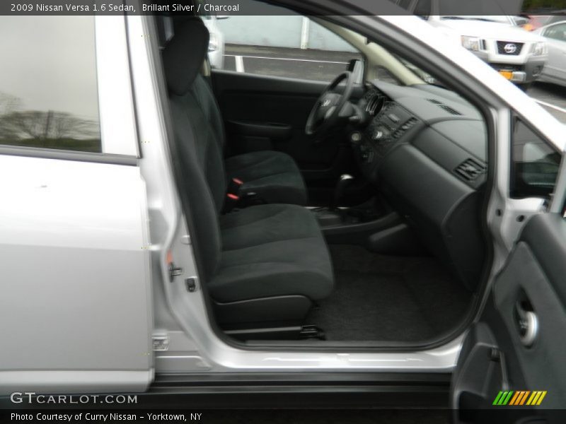 Brillant Silver / Charcoal 2009 Nissan Versa 1.6 Sedan