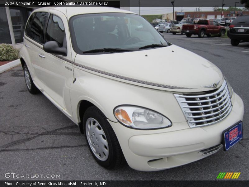 Cool Vanilla / Dark Slate Gray 2004 Chrysler PT Cruiser