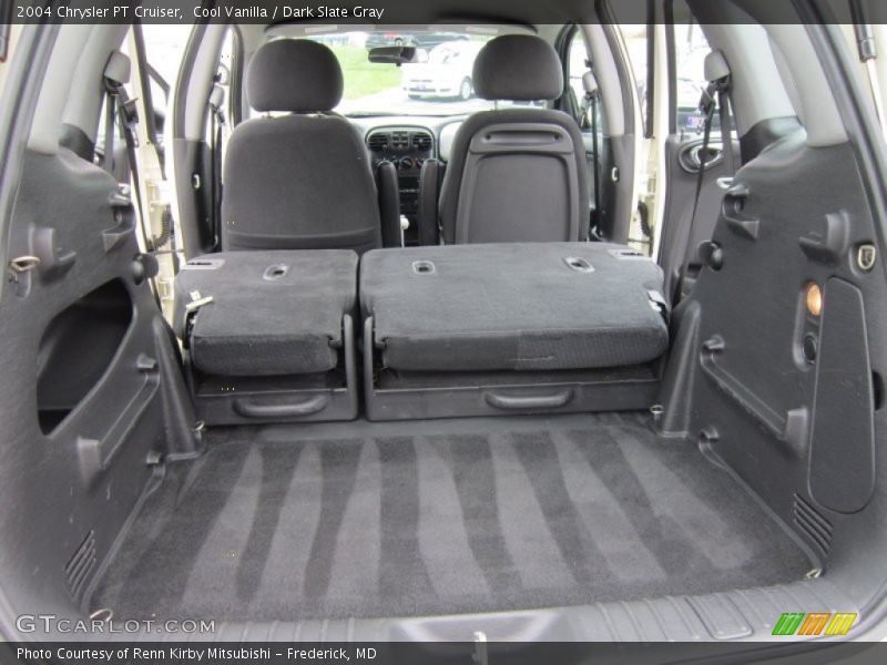 Cool Vanilla / Dark Slate Gray 2004 Chrysler PT Cruiser