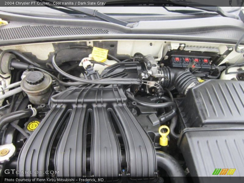 Cool Vanilla / Dark Slate Gray 2004 Chrysler PT Cruiser