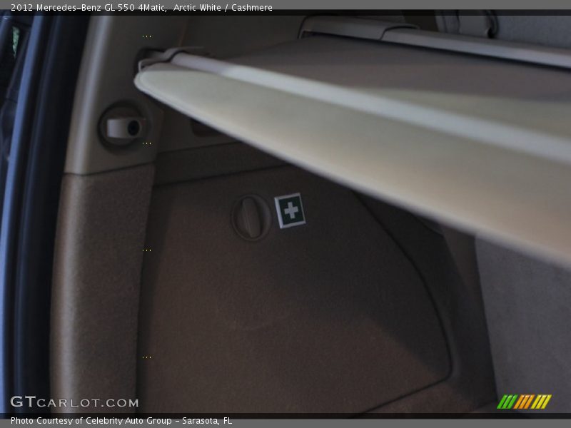 Arctic White / Cashmere 2012 Mercedes-Benz GL 550 4Matic