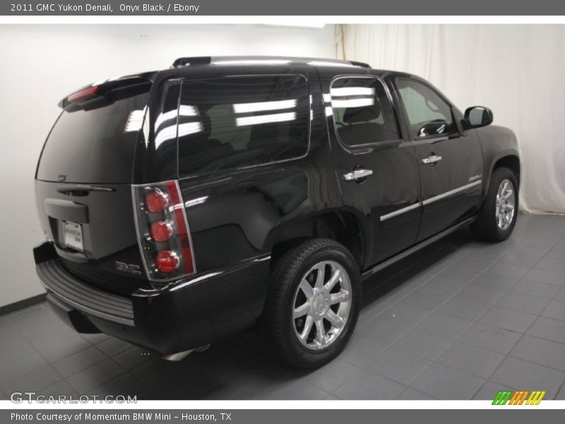 Onyx Black / Ebony 2011 GMC Yukon Denali