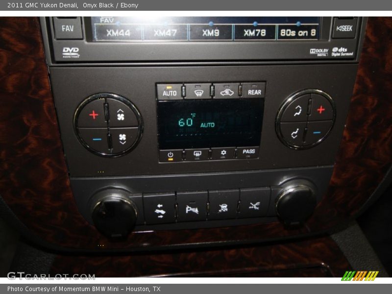 Onyx Black / Ebony 2011 GMC Yukon Denali