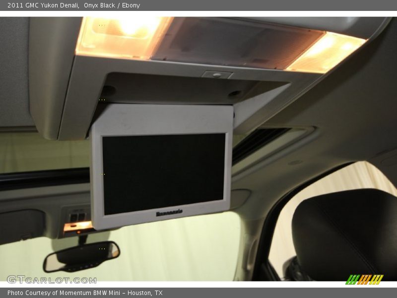 Onyx Black / Ebony 2011 GMC Yukon Denali