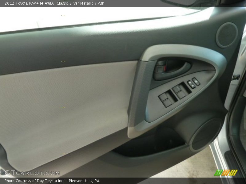 Classic Silver Metallic / Ash 2012 Toyota RAV4 I4 4WD