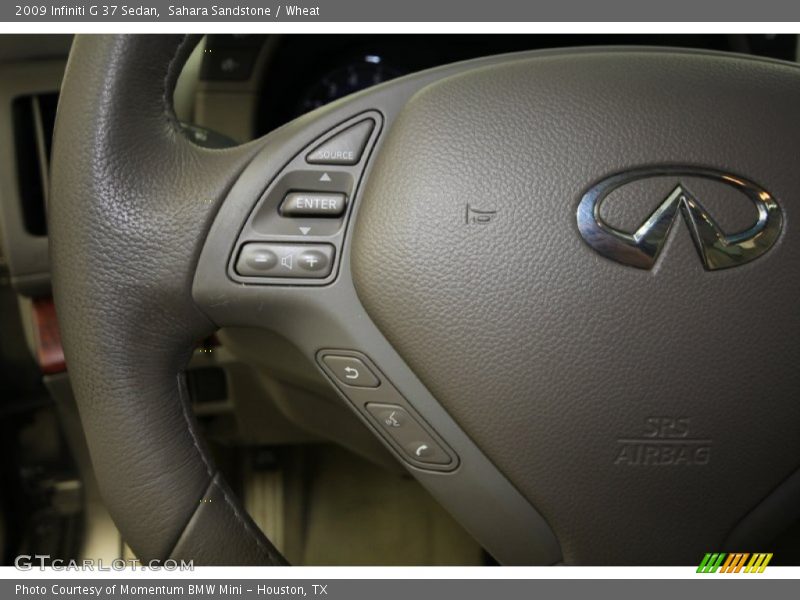 Controls of 2009 G 37 Sedan