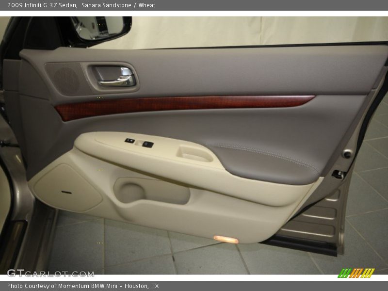 Door Panel of 2009 G 37 Sedan