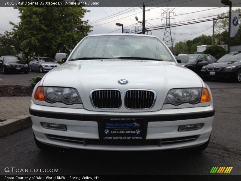 Alpine White / Sand 2001 BMW 3 Series 330xi Sedan