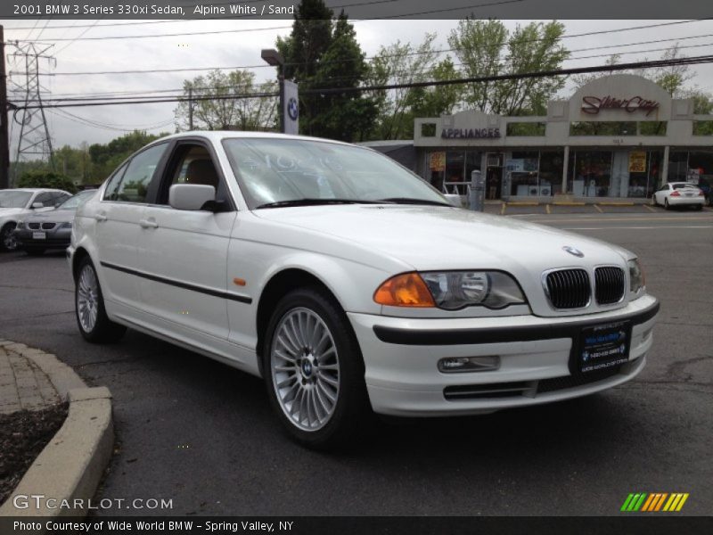 Alpine White / Sand 2001 BMW 3 Series 330xi Sedan