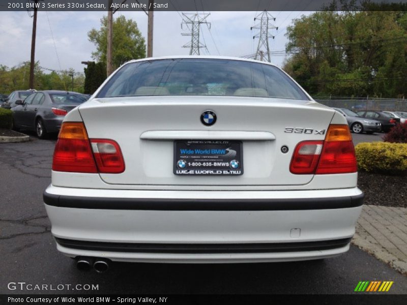 Alpine White / Sand 2001 BMW 3 Series 330xi Sedan