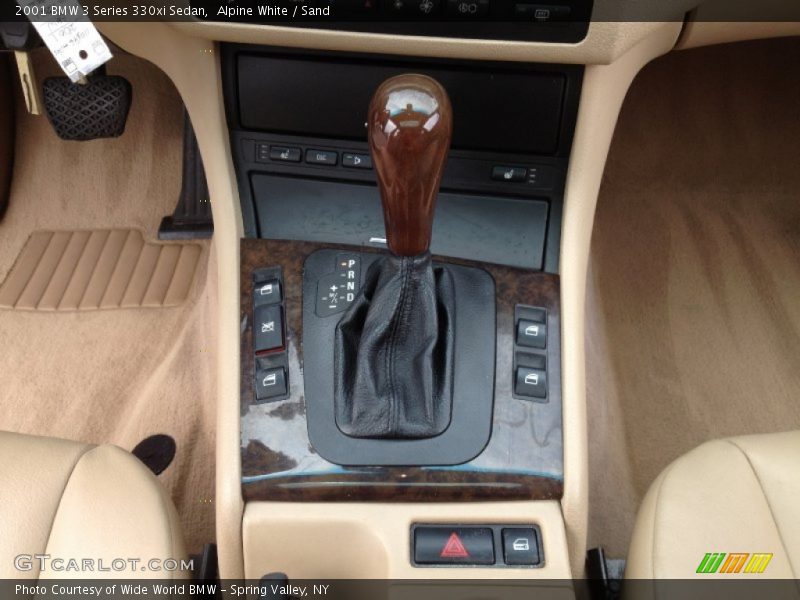 Alpine White / Sand 2001 BMW 3 Series 330xi Sedan