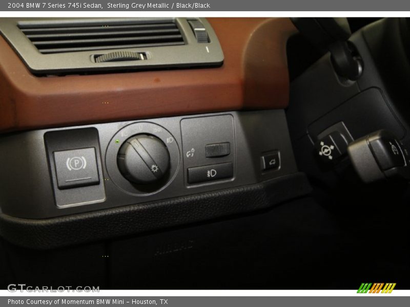 Sterling Grey Metallic / Black/Black 2004 BMW 7 Series 745i Sedan