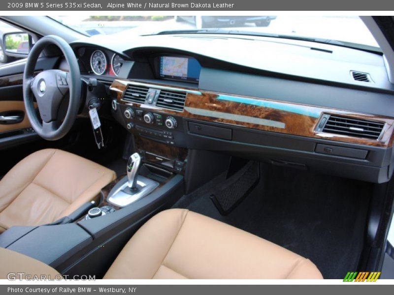 Alpine White / Natural Brown Dakota Leather 2009 BMW 5 Series 535xi Sedan