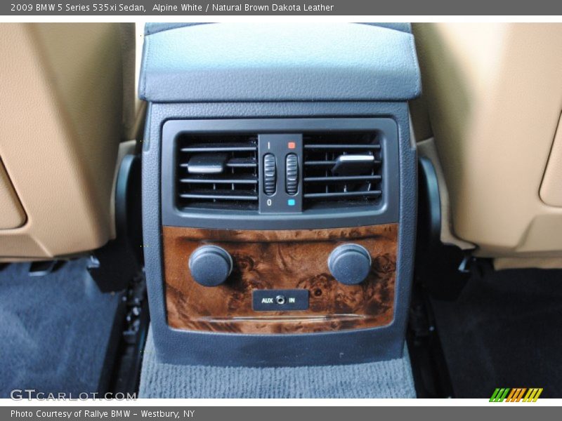 Alpine White / Natural Brown Dakota Leather 2009 BMW 5 Series 535xi Sedan