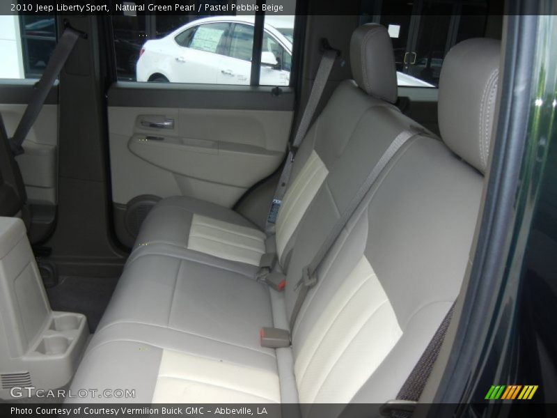 Natural Green Pearl / Pastel Pebble Beige 2010 Jeep Liberty Sport