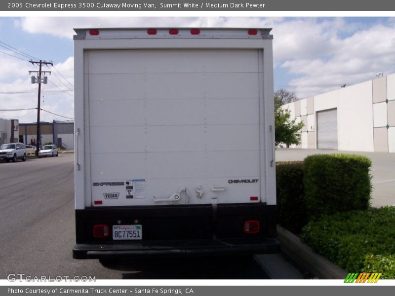 Summit White / Medium Dark Pewter 2005 Chevrolet Express 3500 Cutaway Moving Van