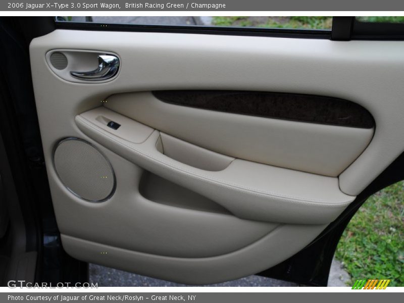 Door Panel of 2006 X-Type 3.0 Sport Wagon