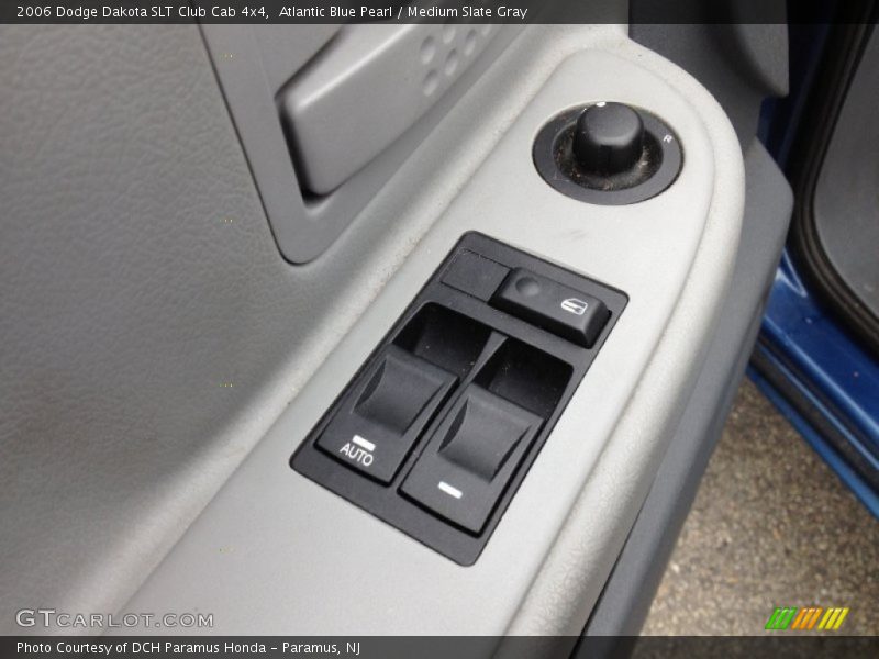 Atlantic Blue Pearl / Medium Slate Gray 2006 Dodge Dakota SLT Club Cab 4x4