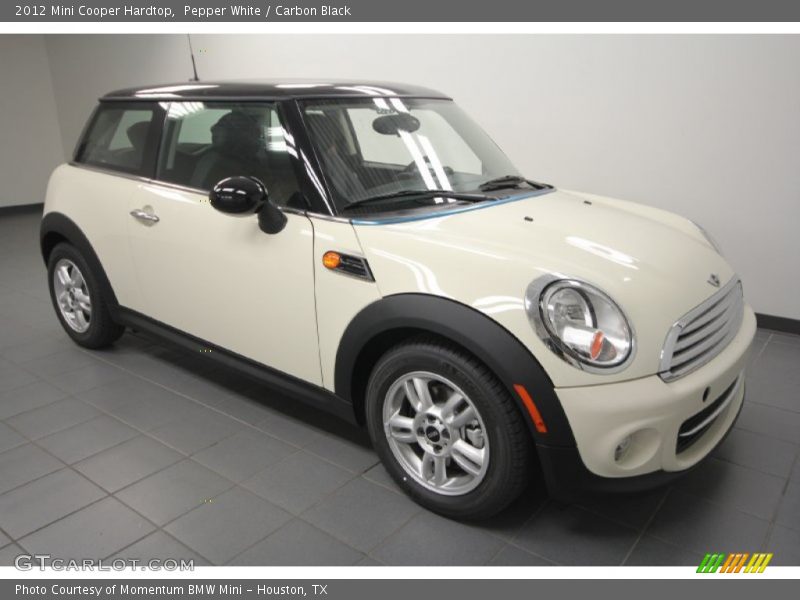 Pepper White / Carbon Black 2012 Mini Cooper Hardtop