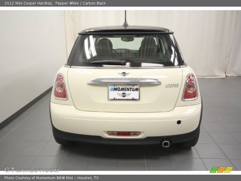 Pepper White / Carbon Black 2012 Mini Cooper Hardtop