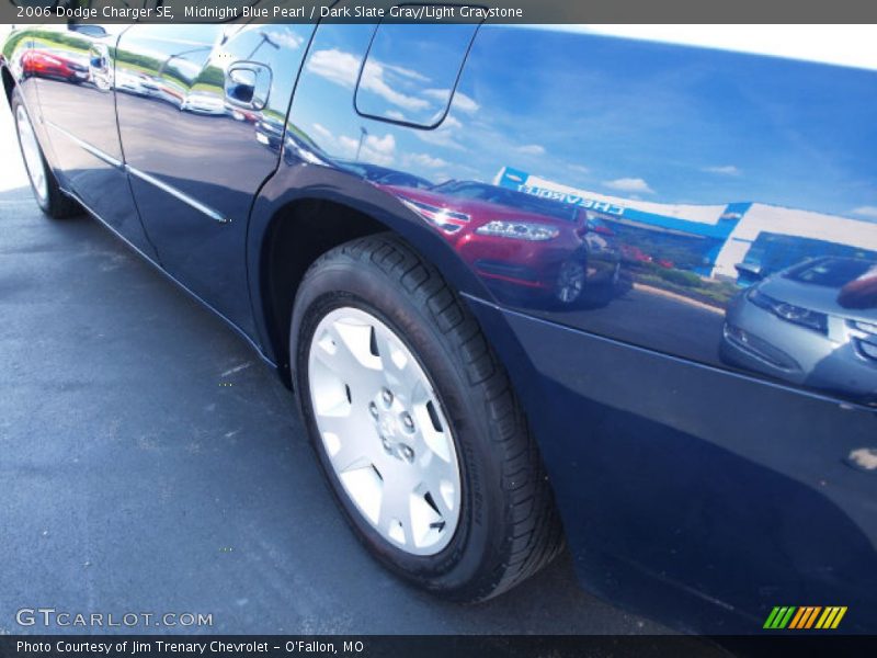 Midnight Blue Pearl / Dark Slate Gray/Light Graystone 2006 Dodge Charger SE