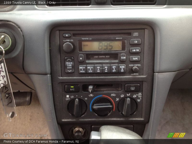 Black / Gray 1999 Toyota Camry LE