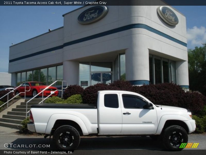 Super White / Graphite Gray 2011 Toyota Tacoma Access Cab 4x4