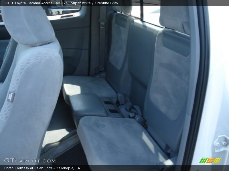 Super White / Graphite Gray 2011 Toyota Tacoma Access Cab 4x4