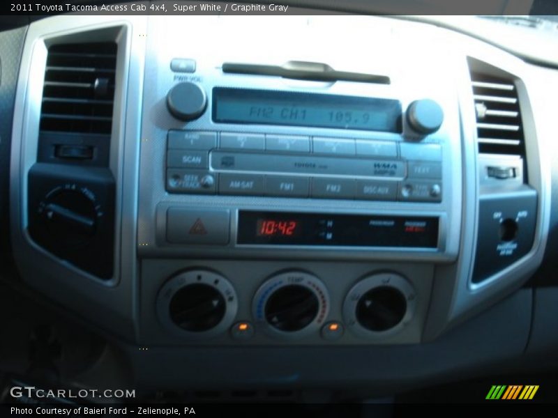 Super White / Graphite Gray 2011 Toyota Tacoma Access Cab 4x4