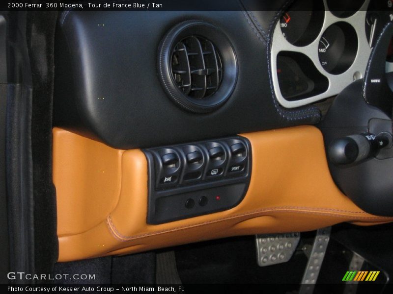 Controls of 2000 360 Modena
