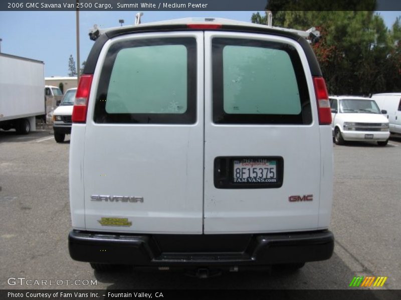 Summit White / Medium Pewter 2006 GMC Savana Van 2500 Cargo