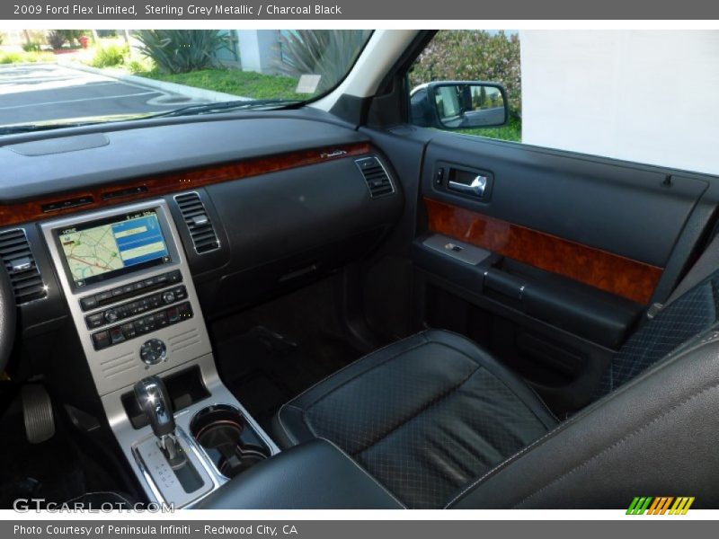 Sterling Grey Metallic / Charcoal Black 2009 Ford Flex Limited