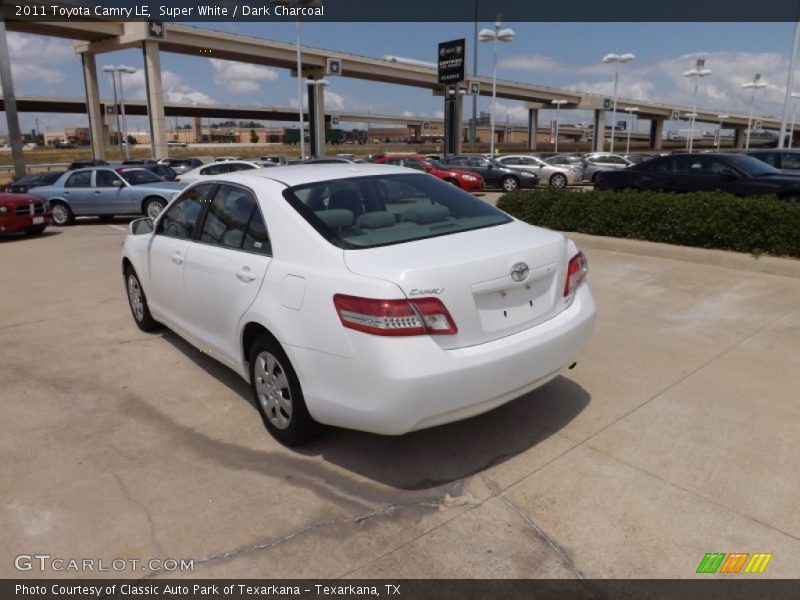 Super White / Dark Charcoal 2011 Toyota Camry LE