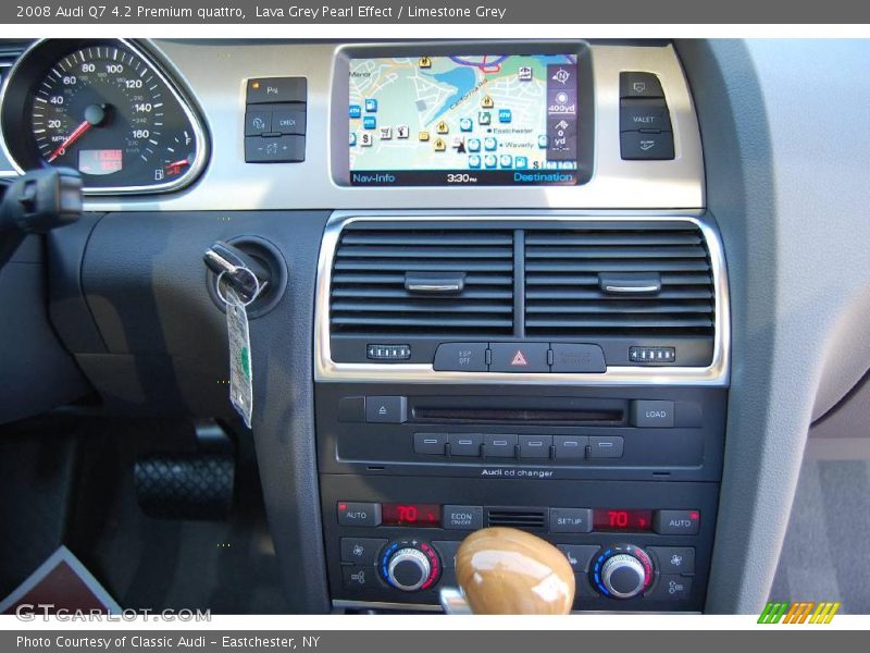 Lava Grey Pearl Effect / Limestone Grey 2008 Audi Q7 4.2 Premium quattro