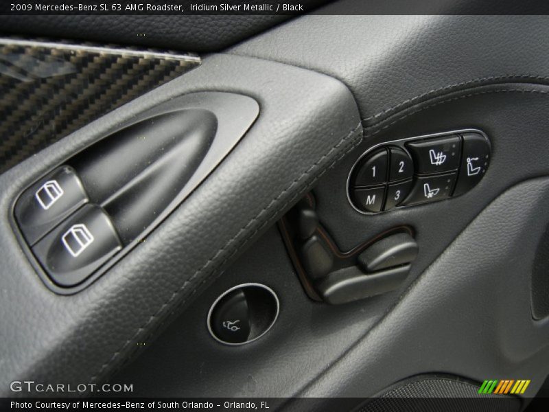 Controls of 2009 SL 63 AMG Roadster