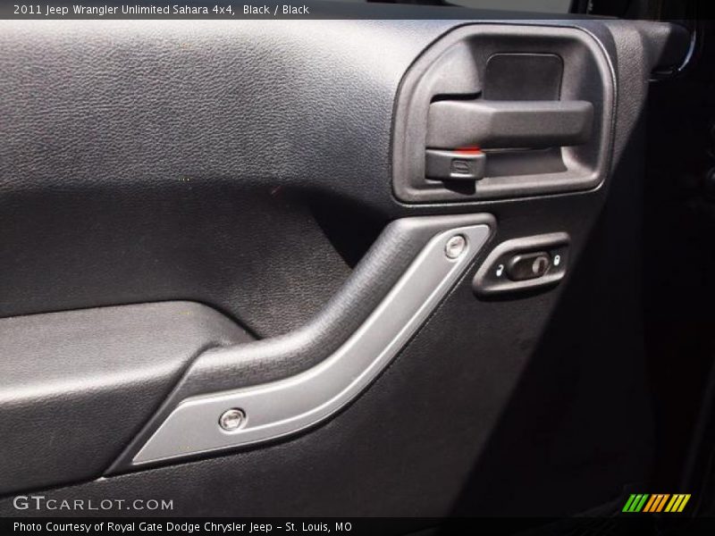 Black / Black 2011 Jeep Wrangler Unlimited Sahara 4x4