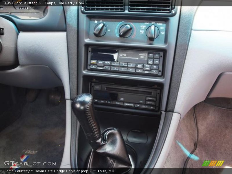 Controls of 1994 Mustang GT Coupe