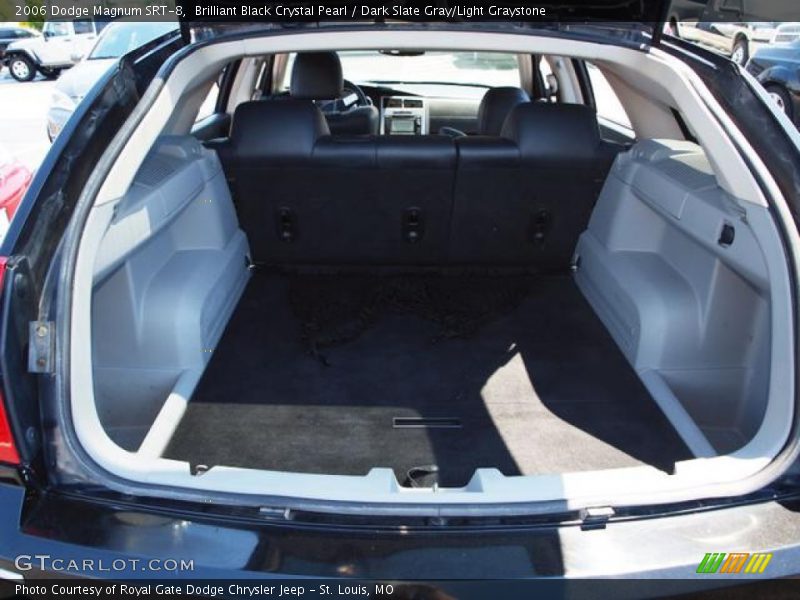 Brilliant Black Crystal Pearl / Dark Slate Gray/Light Graystone 2006 Dodge Magnum SRT-8