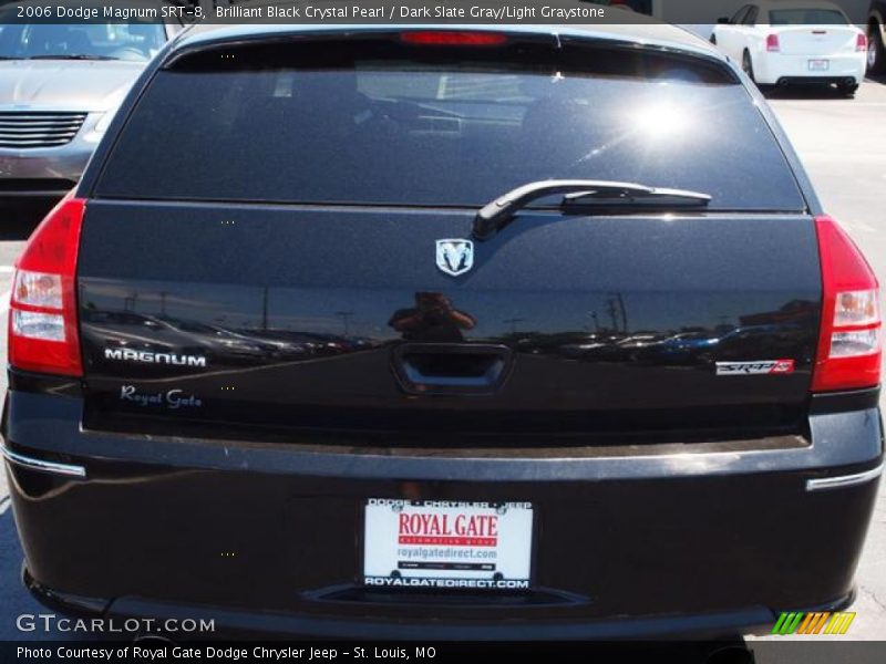 Brilliant Black Crystal Pearl / Dark Slate Gray/Light Graystone 2006 Dodge Magnum SRT-8