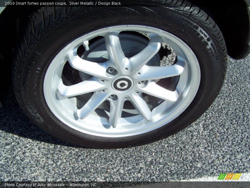 Silver Metallic / Design Black 2009 Smart fortwo passion coupe